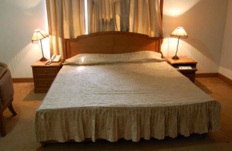 Hotel Sita Manor Gválijar Szoba fotó